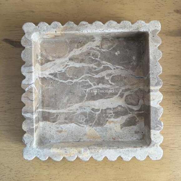 TARGET STUDIO MCGEE SQUARE MARBLE TRAY - Picture 2 of 4